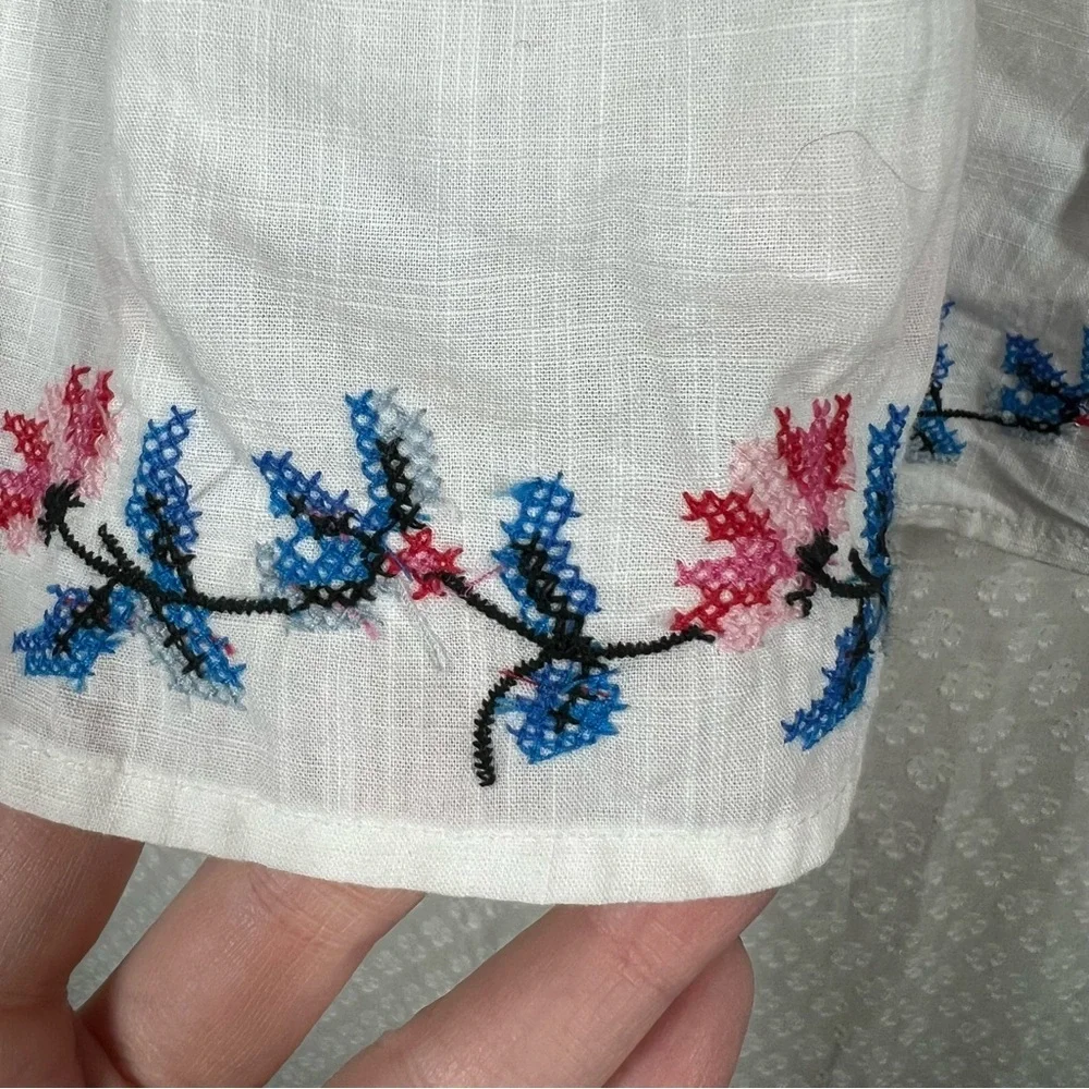 Draper James NWT White Red Camellia‎ Embroidered Peplum Top - Picture 2 of 7